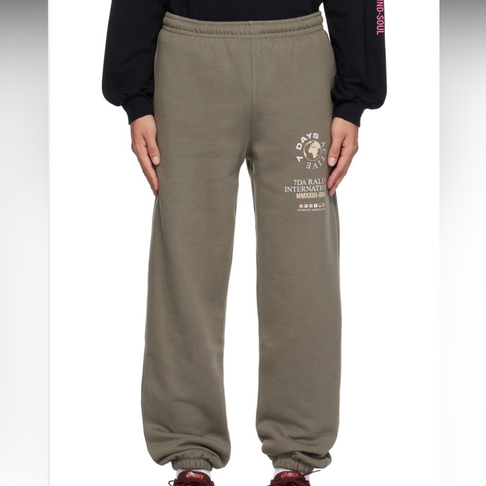 7 DAYS Active Gray Graphic Sweatpants gunmetal pockets jogger